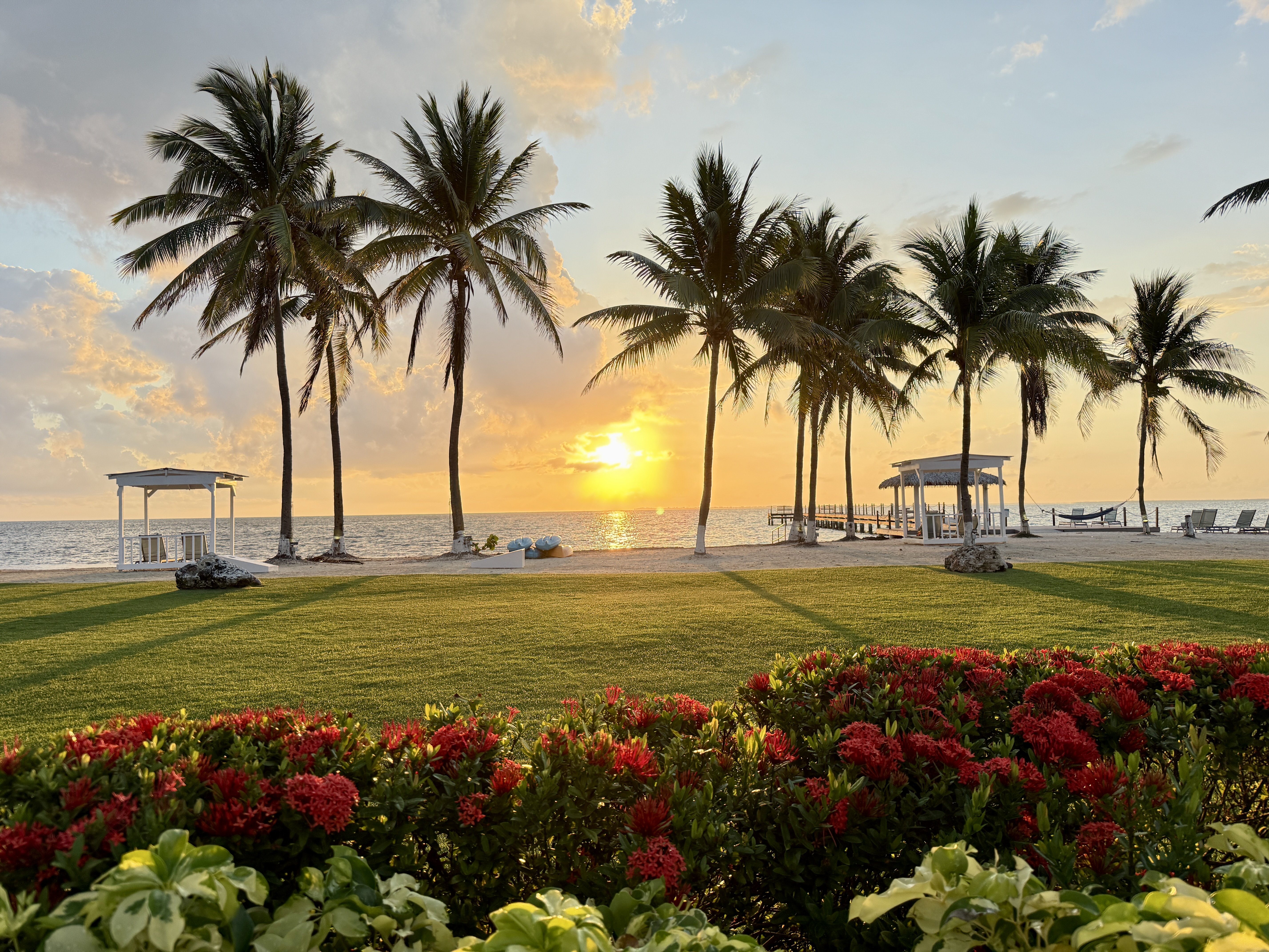Holiday Inn Resort Grand Cayman, an IHG Hotel 77/78