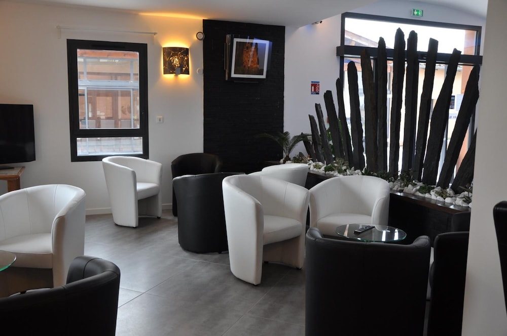 INTERHOTEL HOTEL DES ARTS 37/67