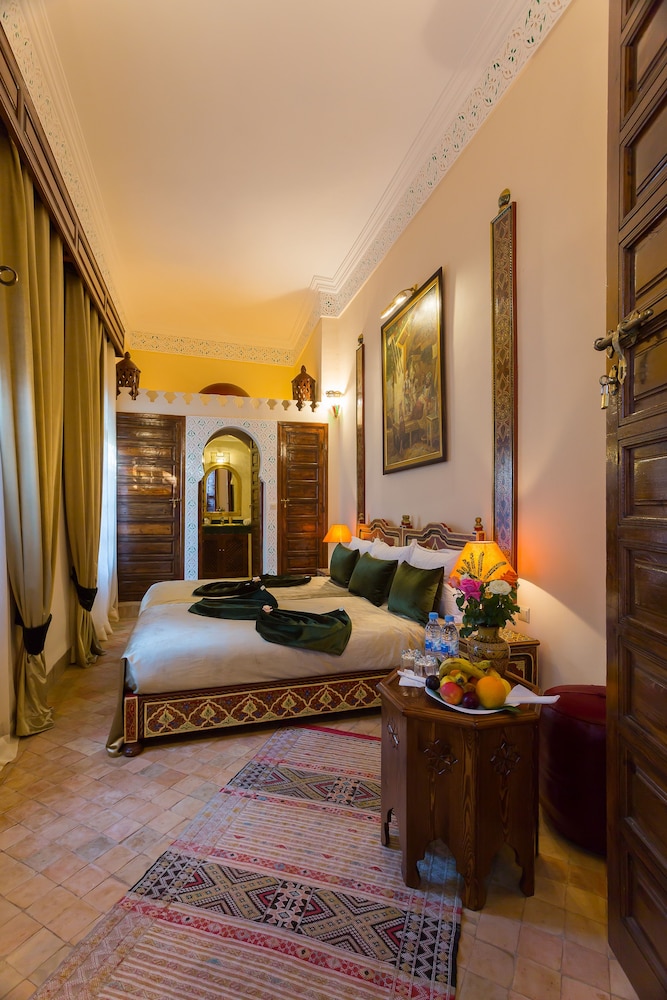 Riad Amina 53/75