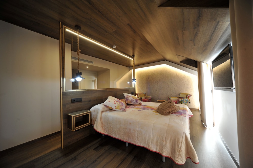 Hotel Vall d'Aneu 37/63