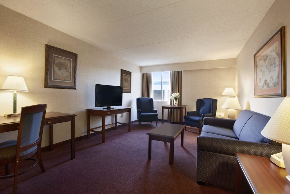 Bangor Grande Hotel and Conference Center 43/58