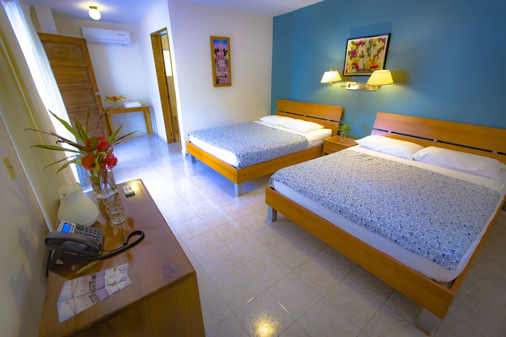 Hotel-Restaurant Cyvadier Plage 12/50