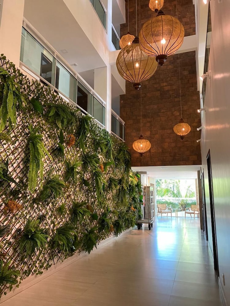 Crocobeach Hotel 44/69