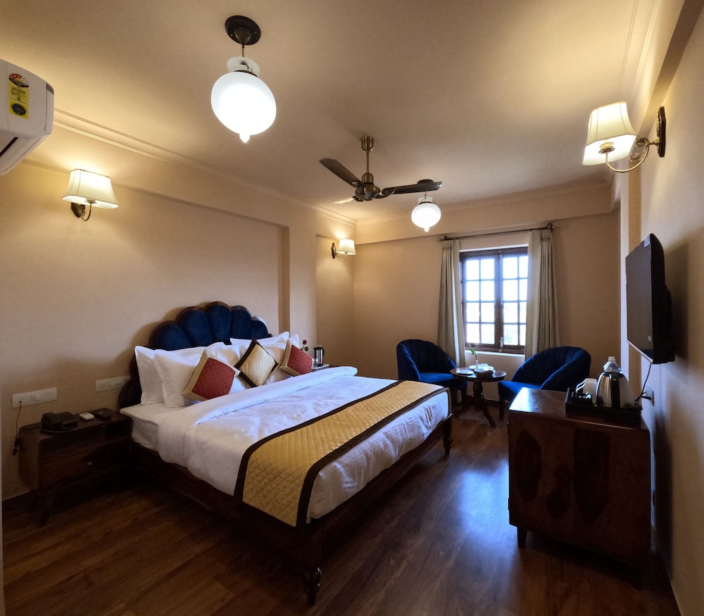 Chandra Raj Mahal 10/34