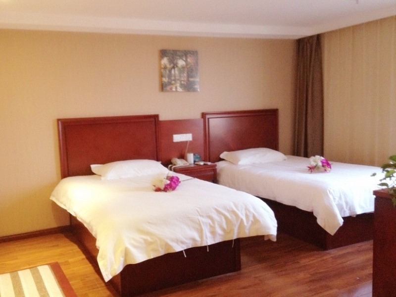 GreenTree Inn Anhui Chuzhou Wandong International Car City Express Hotel 26/44