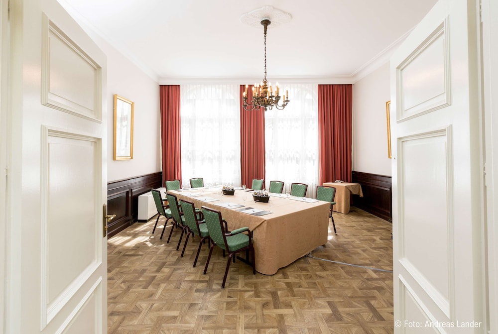 Dorint Herrenkrug Parkhotel Magdeburg 41/53