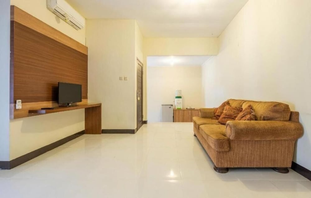 Aleyra Hotel and Villa Garut 30/50