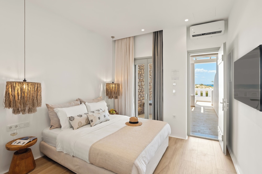 Almiriki Naxos Beachside Living 25/67