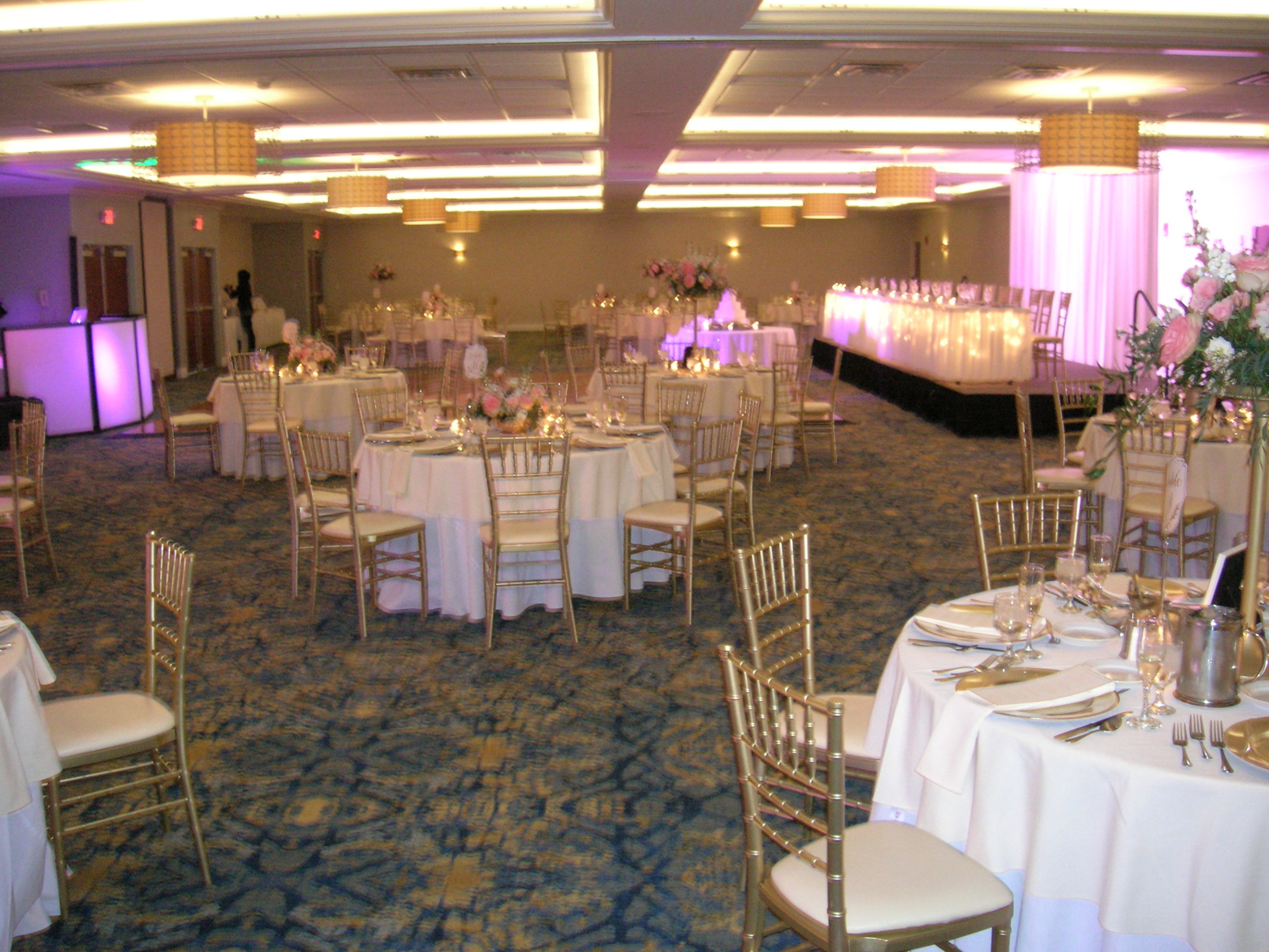 Crowne Plaza Suites Pittsburgh South 55/76