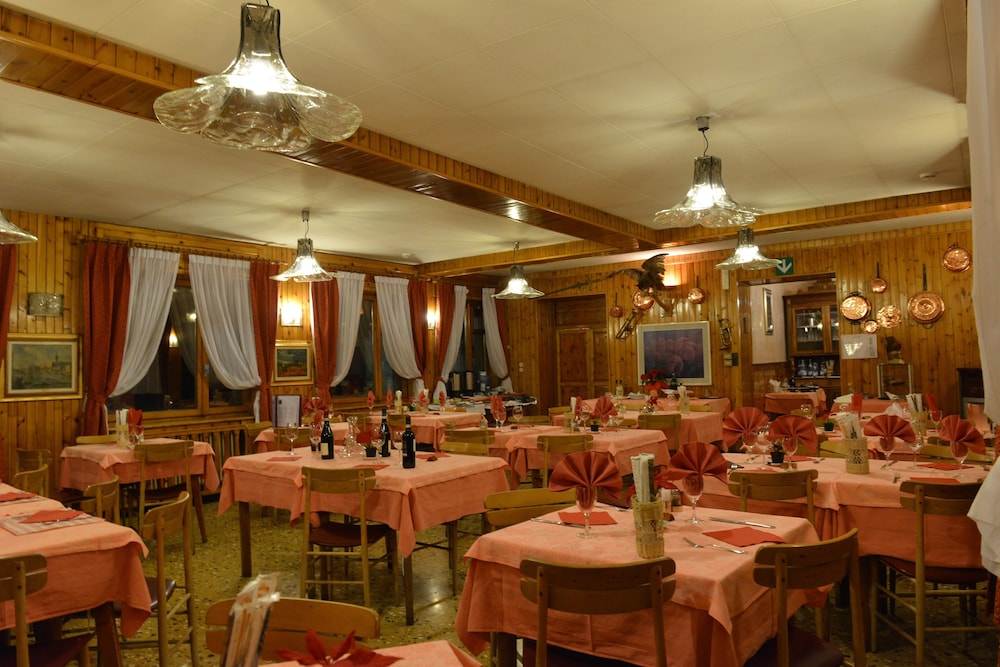 Gufo Hotel Sat Arr Dep Only 38/47
