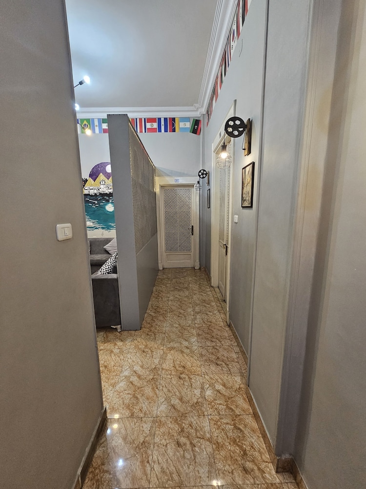 Cheers hostel Cairo 33/39