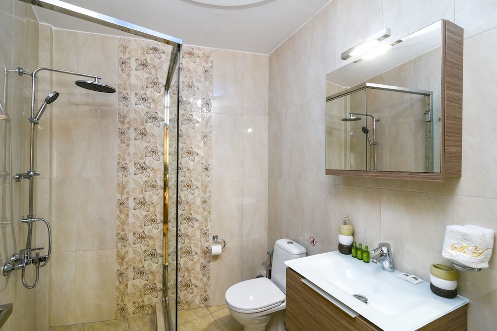Suite Home Santorini 71/75
