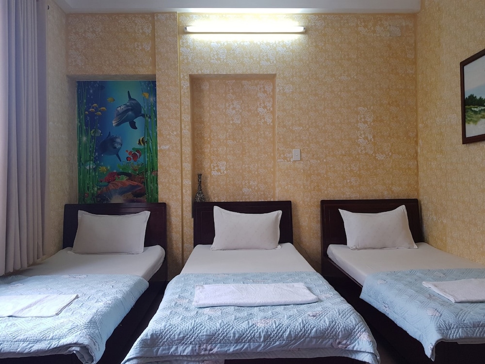 Hong Vinh Hotel 12/54