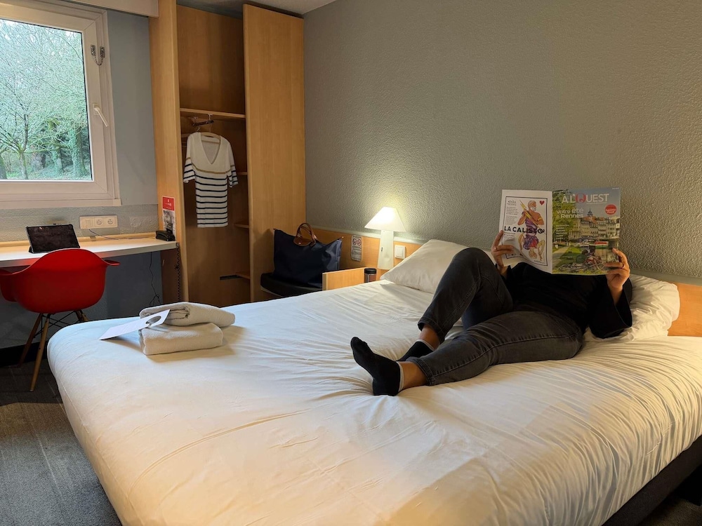 Ibis Rennes Cesson 19/76