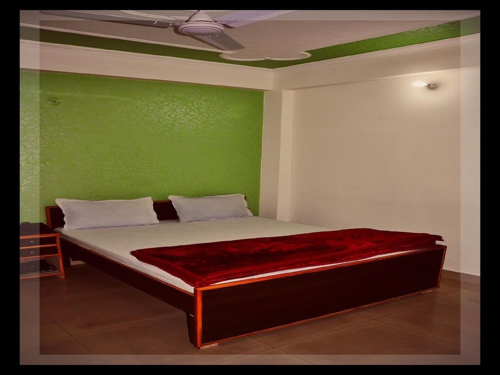Accent Hotel 7/15