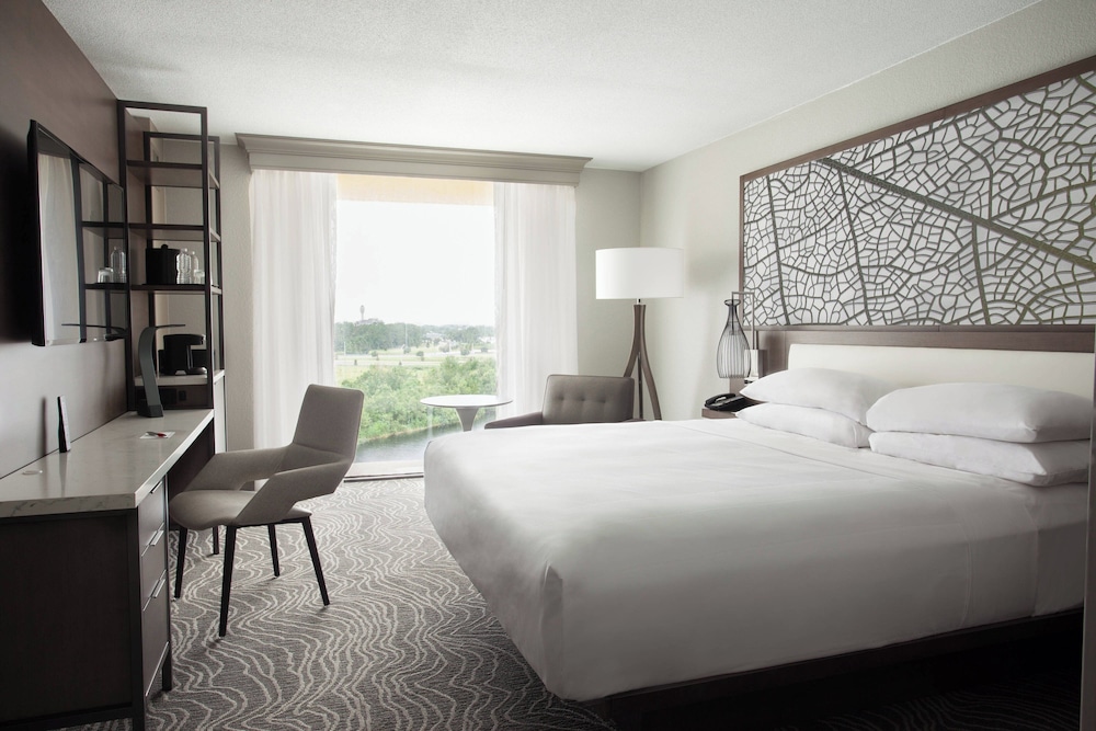Room, King Bed, Sofa