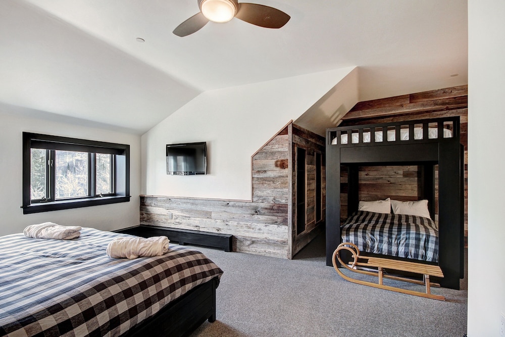 Bachelor Gulch Snow Cloud Lodge 21/37