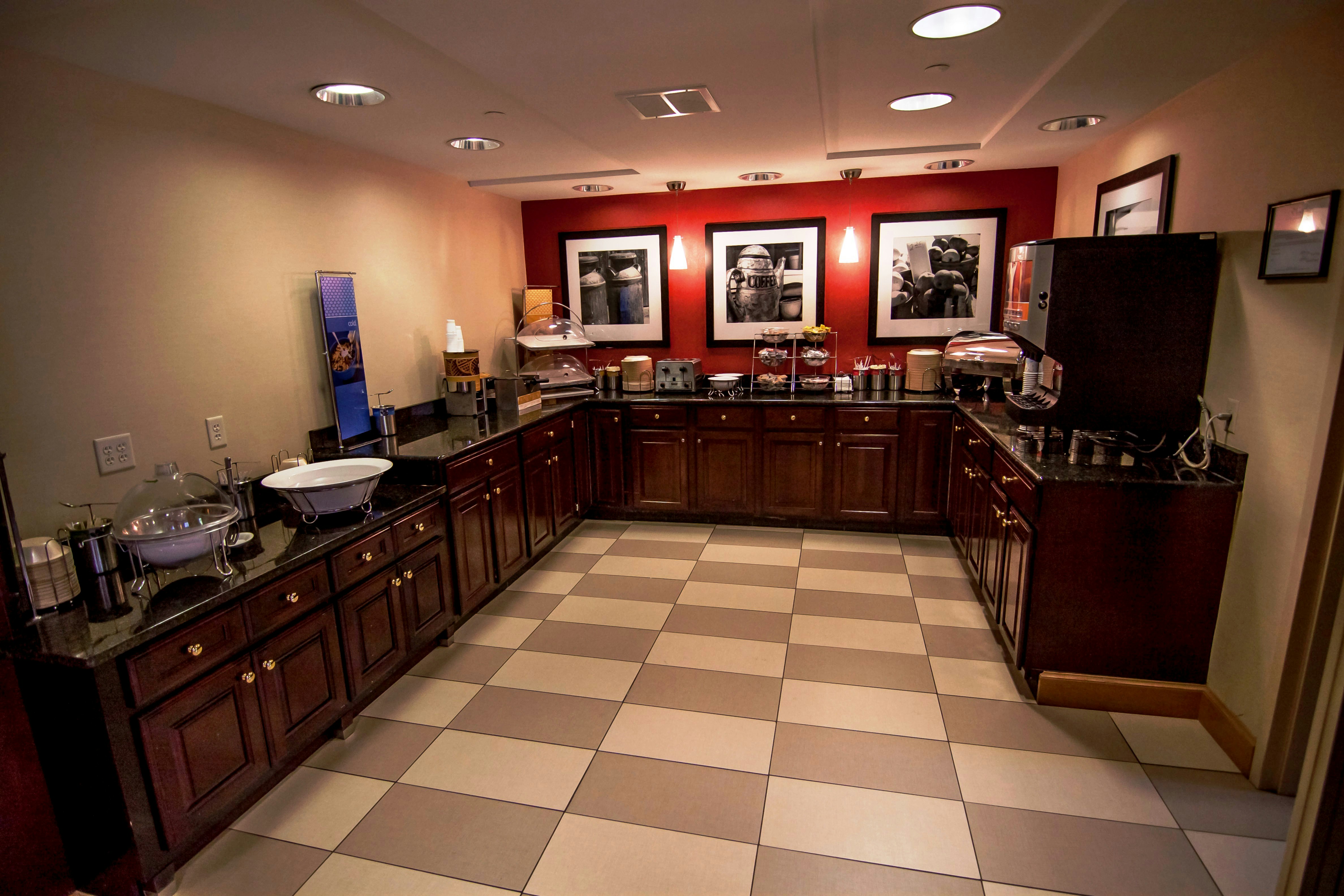 Hampton Inn Groton 12/56