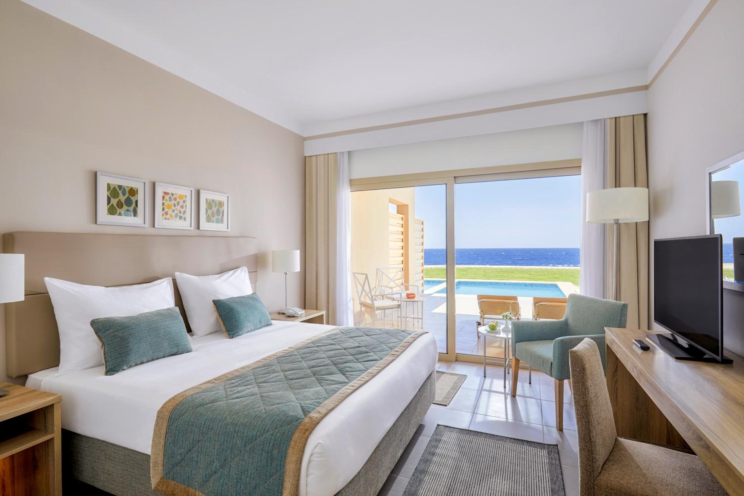 Family Suite, Junior Suite, Queen Bed, Private Pool