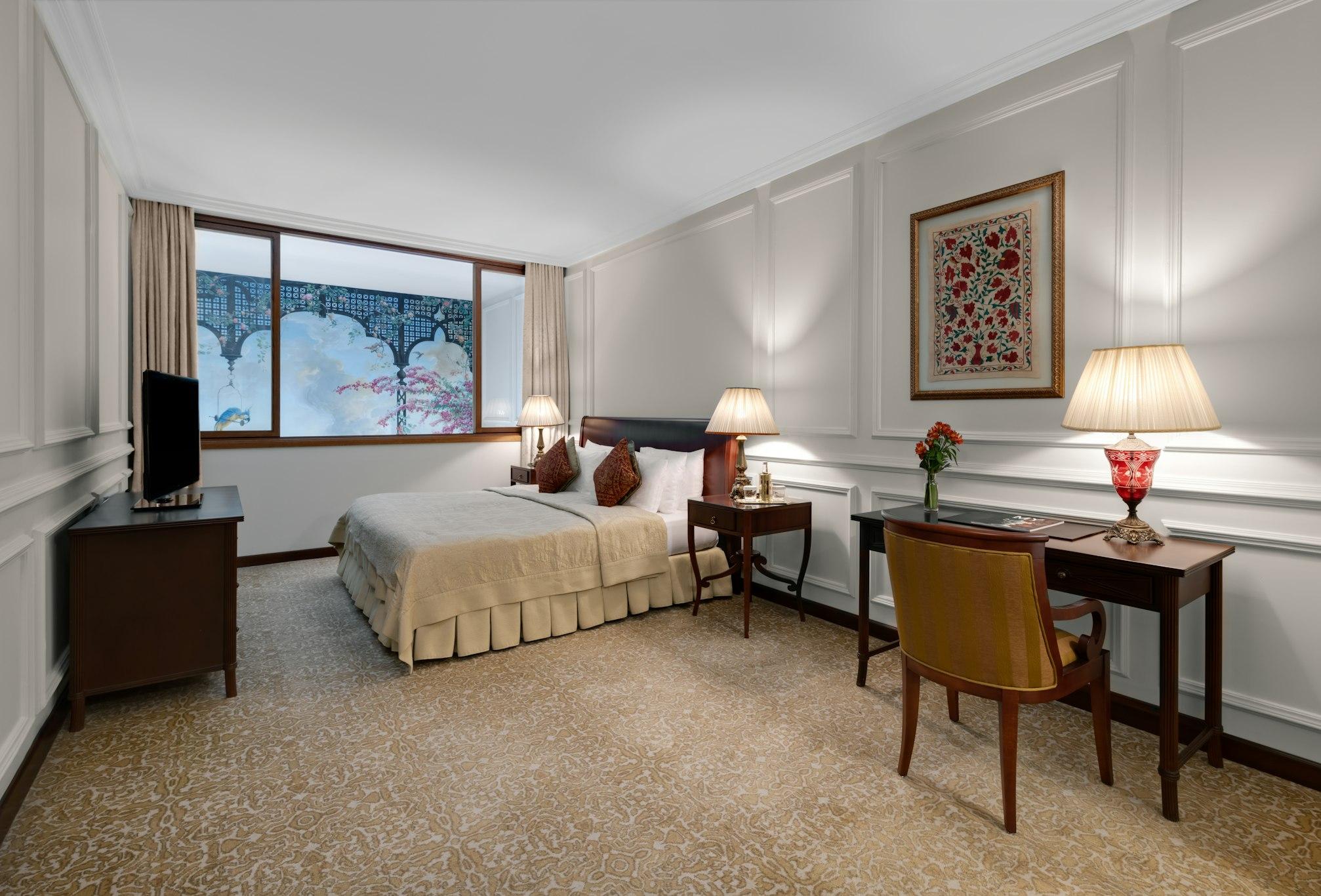 Harem, Suite, King and Twin Beds
