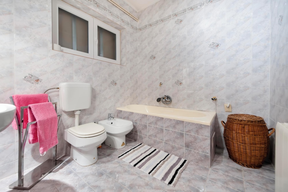 APARTMENT SENA 49/50