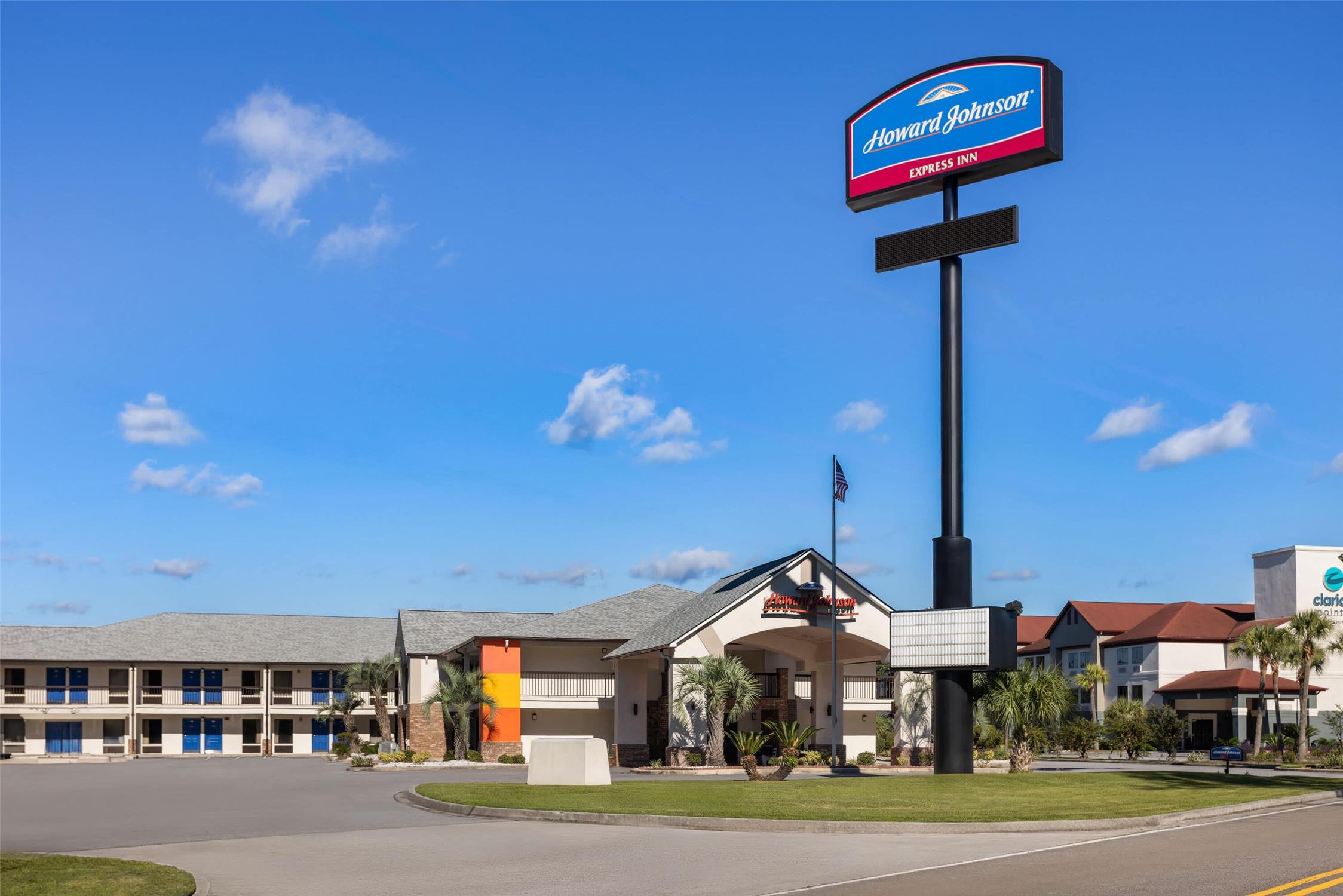 Howard Johnson by Wyndham Savannah GA 3/27