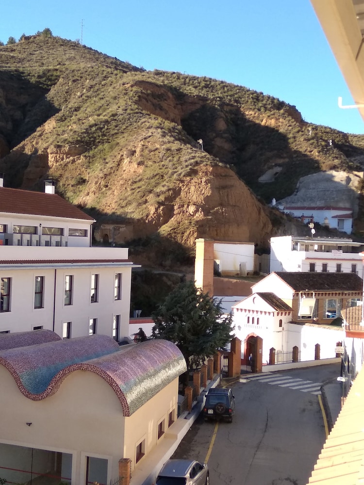 HOSTAL RURAL MONTUAL 3/49