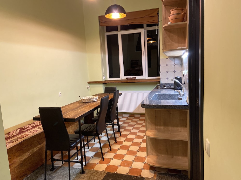 Mia B&B Old Tbilisi 36/50