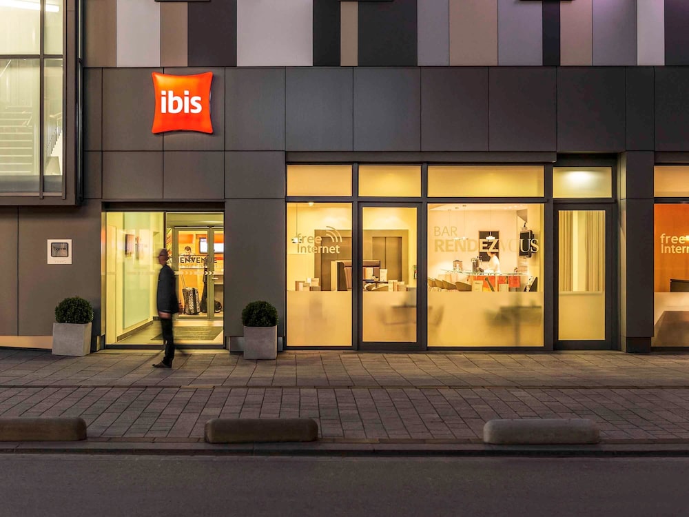 ibis Esch Belval 3/64