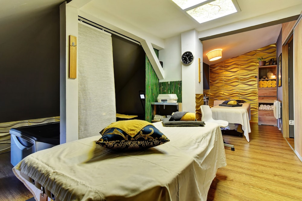 Hotel Davinci 34/48