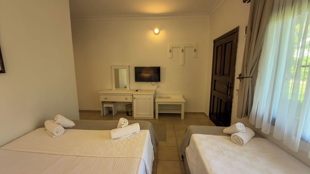 Hotel Deniz 31/64
