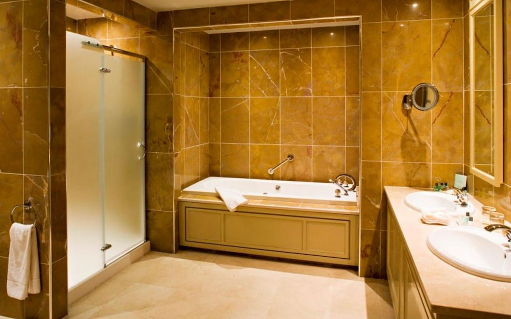 Knockranny House Hotel 5/30