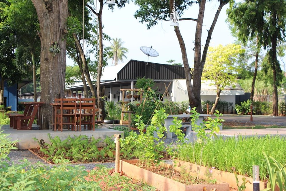 Lumluek Boutique Resort 18/25