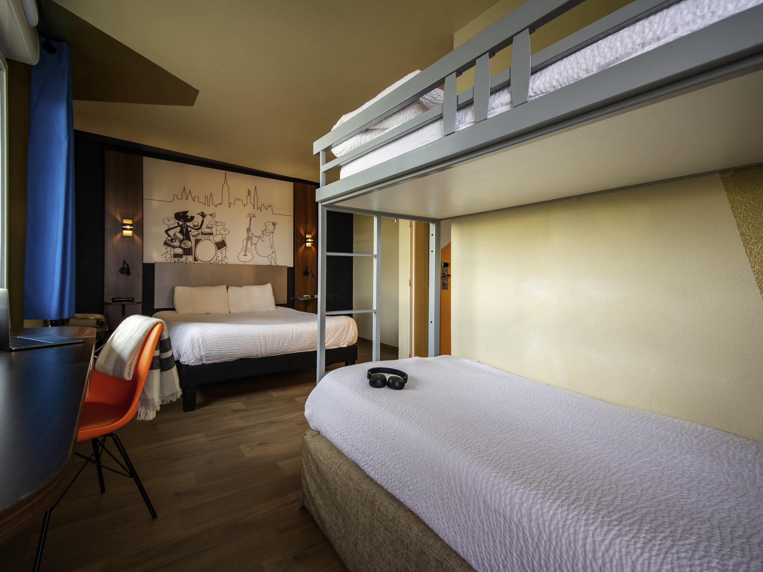 FAMILY, DOUBLE AND TWIN BEDS