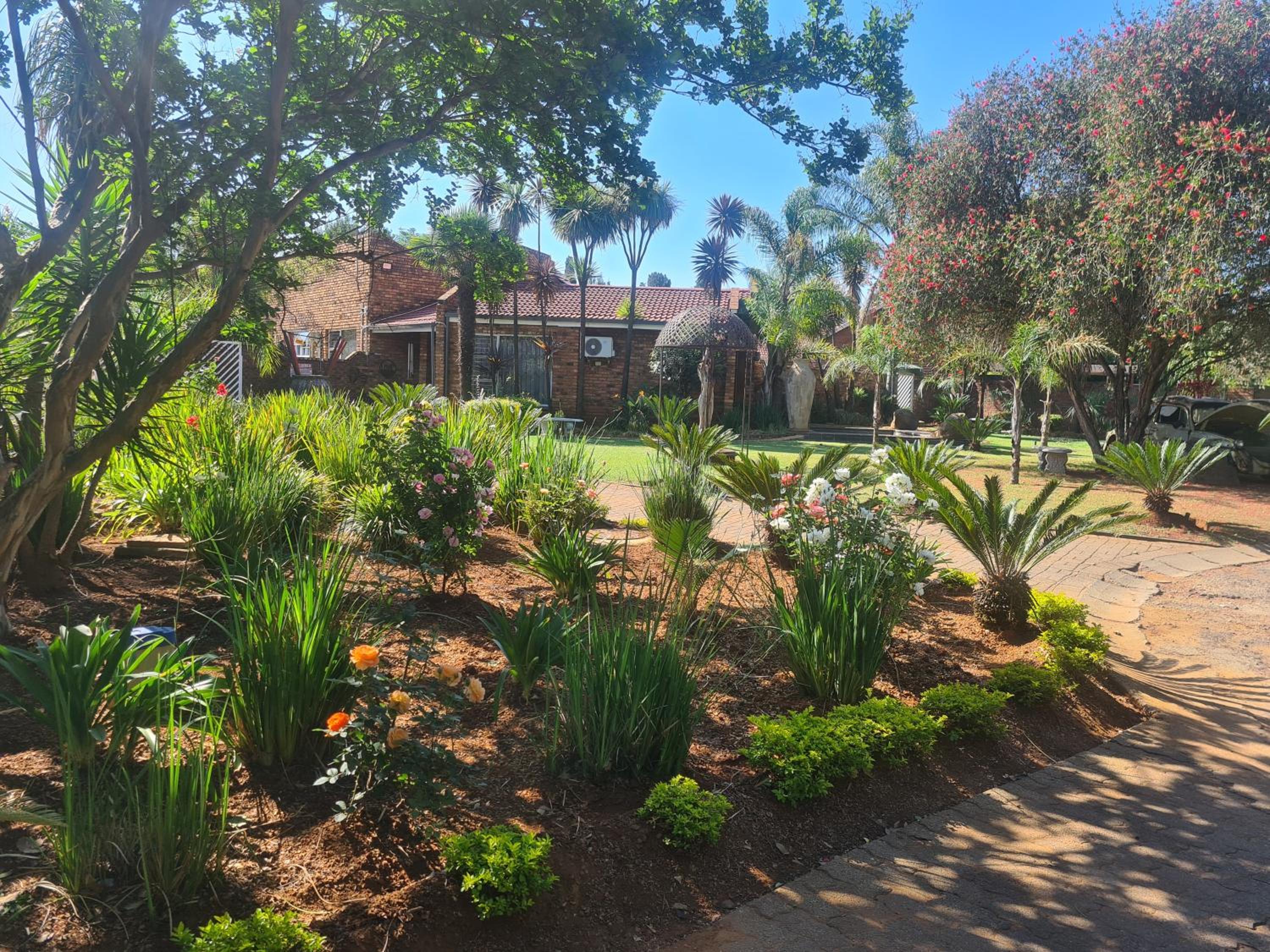 Royal Villa Guesthouse 13/17