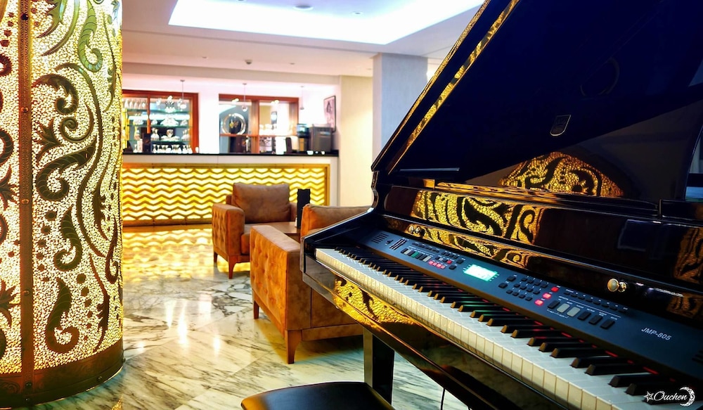 Fredj Hotel And Spa 32/48