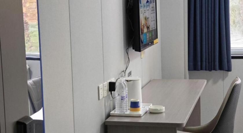 7 Days Inn (Xian Jiaotong University Medical College Weiyi Street Metro Station) 69/69