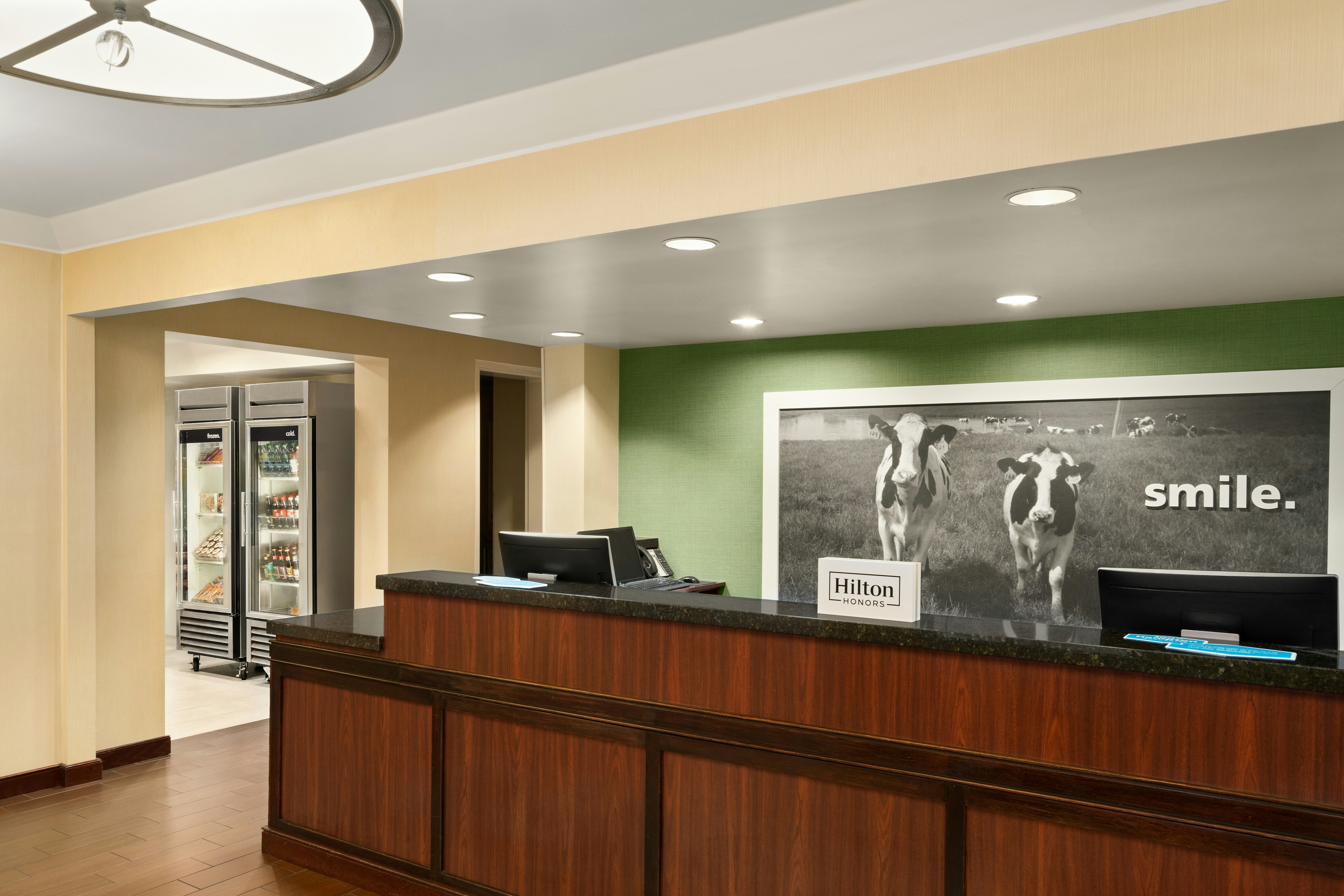 Hampton Inn Portland Airport 5/34