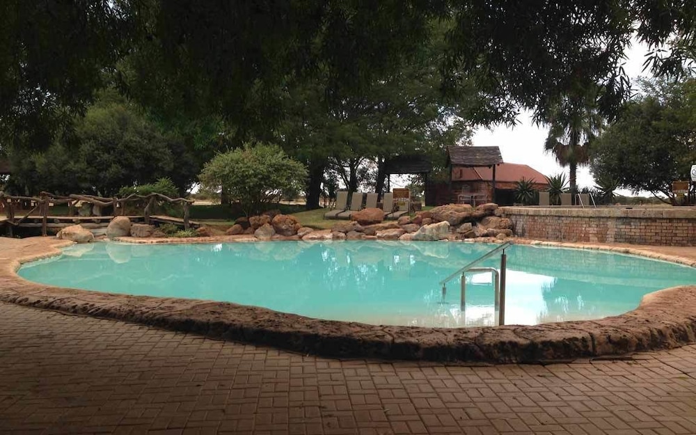 Makhato 84 Bush Lodge 37/45