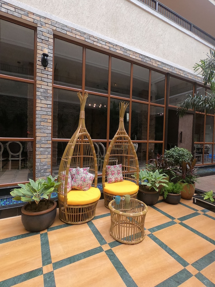 The Summer House, Pachmarhi - AM Hotel Kollection 2/60