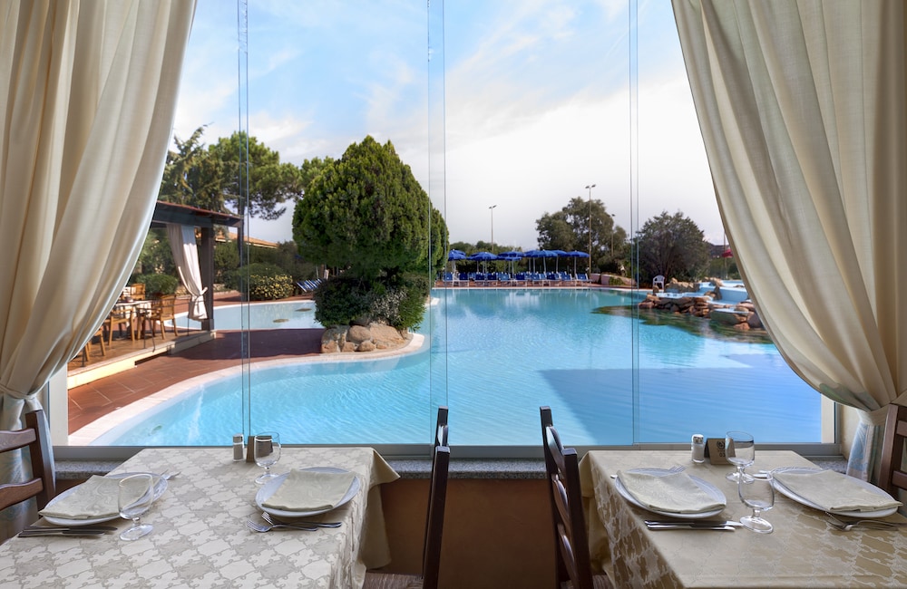 Colonna Hotel Du Golf 58/59