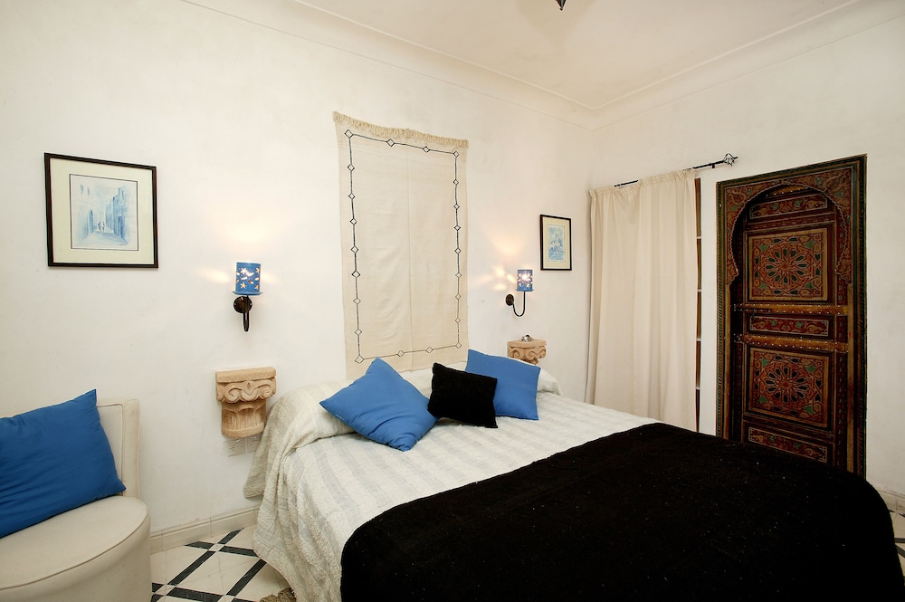 RIAD ALADDIN 13/76