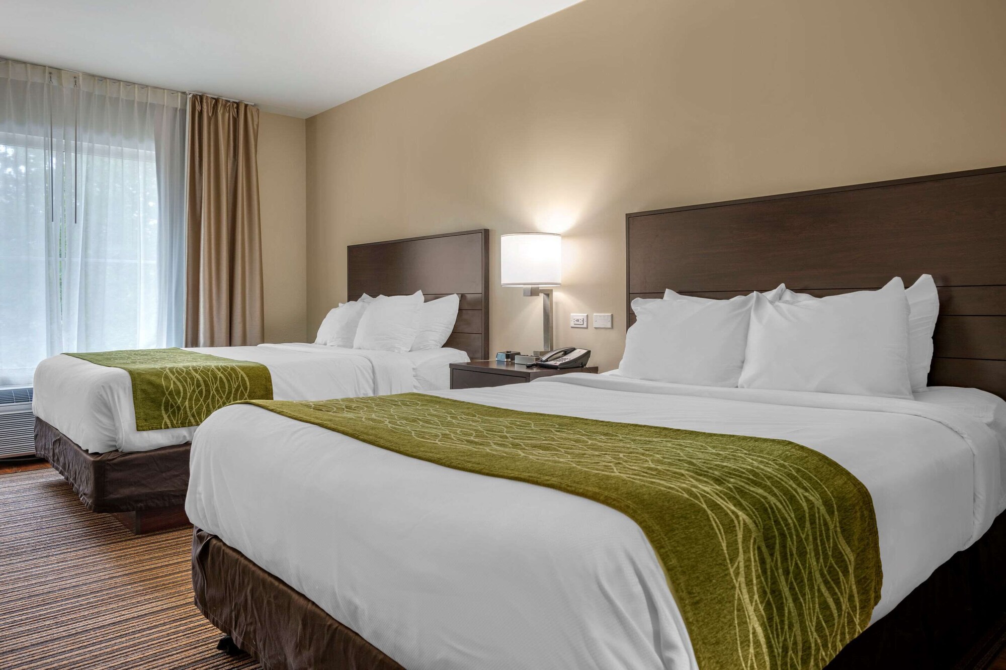 Room, 2 Queen Beds, River View