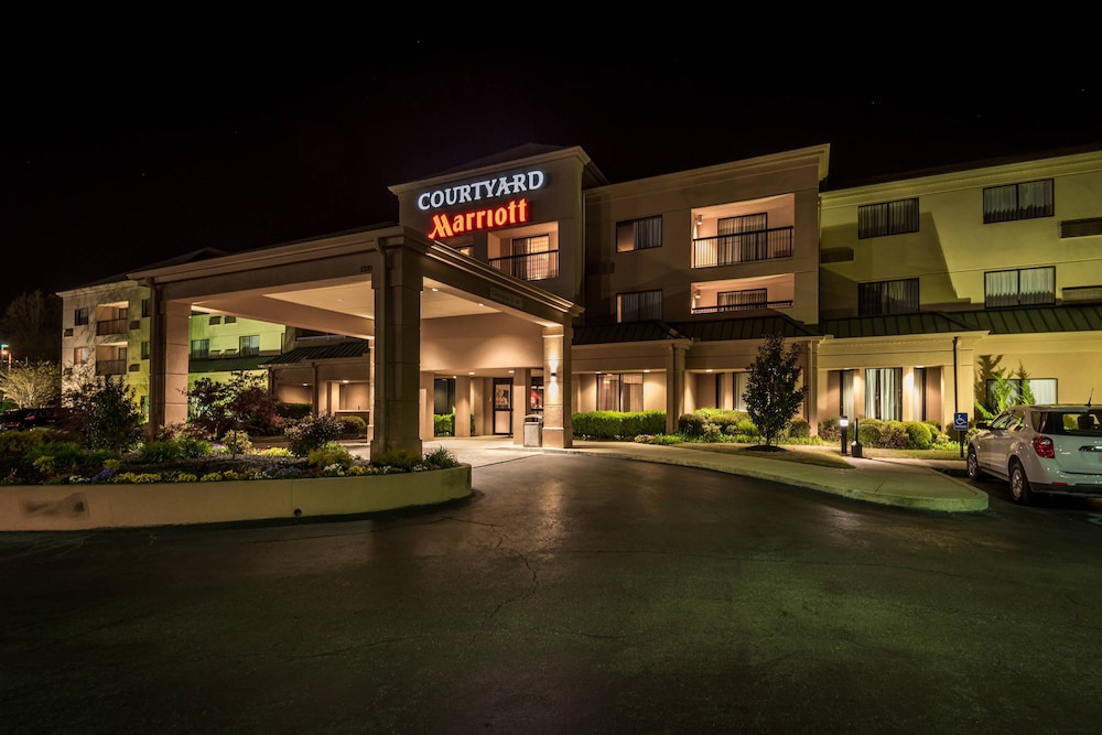 Courtyard By Marriott Tupelo 5/28