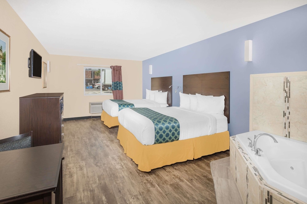 Days Inn by Wyndham New Orleans Pontchartrain 16/43