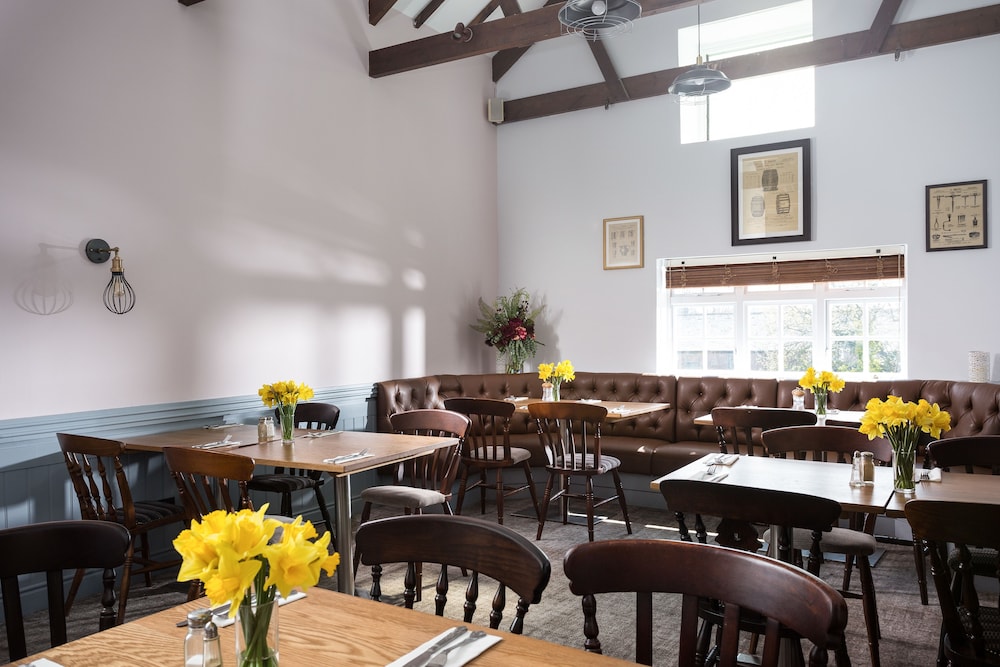 Rashleigh Arms 42/50