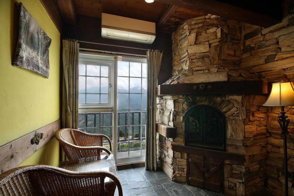 Provence Rose Lodge In Ching Jing 28/50