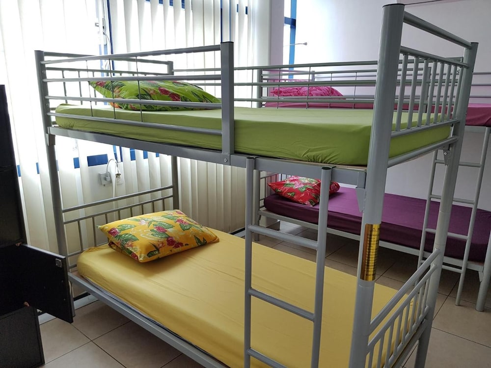 Mahana Lodge Hostel & Backpacker 51/69