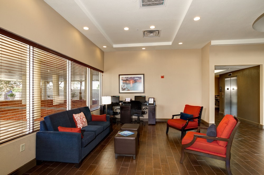 Comfort Suites Clearwater - Dunedin 27/38