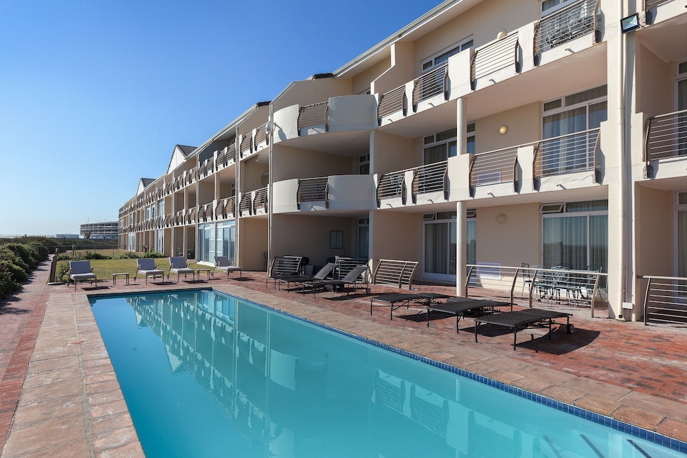 Cape Town Beachfront Apartments At Leisure Bay 3/50